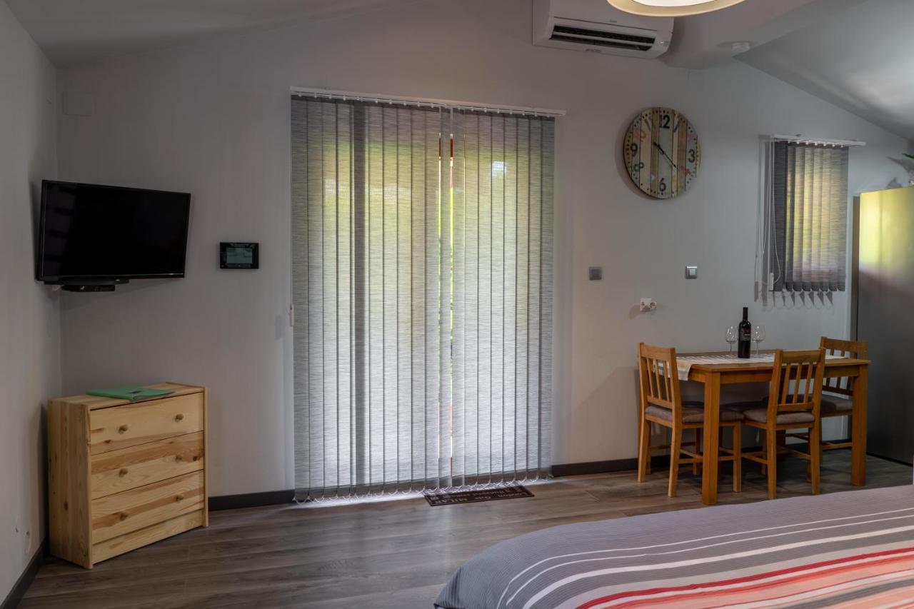 Apartman Studio Erin Ρόβινι Εξωτερικό φωτογραφία
