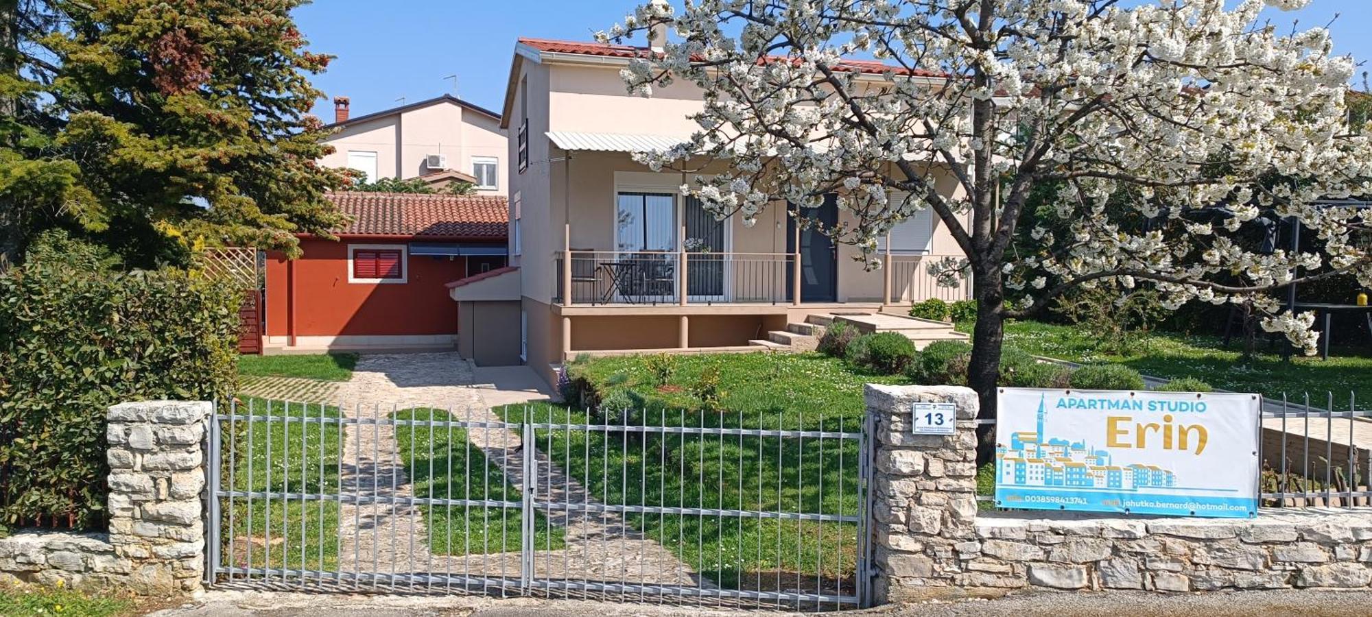Apartman Studio Erin Ρόβινι Εξωτερικό φωτογραφία